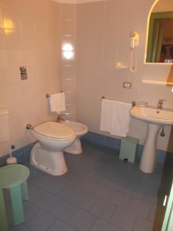 B&B Casa Etna 林瓜格洛萨 外观 照片
